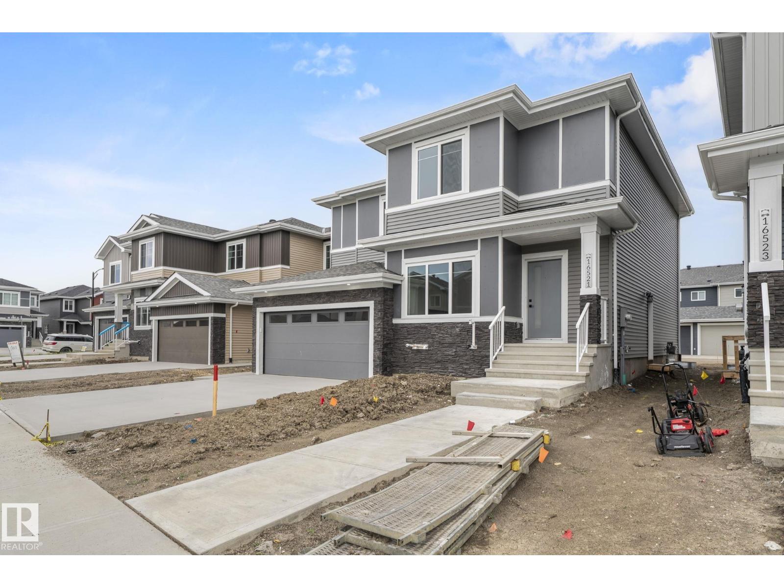 20 Av Sw Unit 16521, Edmonton, AB T6W 5K1