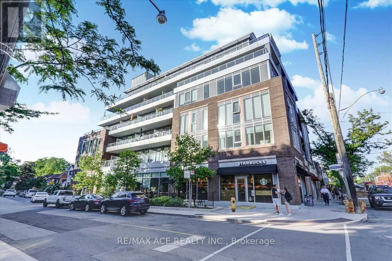 206 1960 Queens St, Toronto, ON M4L 1H8