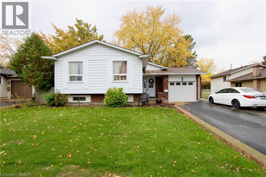 388 Brantwood Park Rd, Brantford, ON N3P 1K7