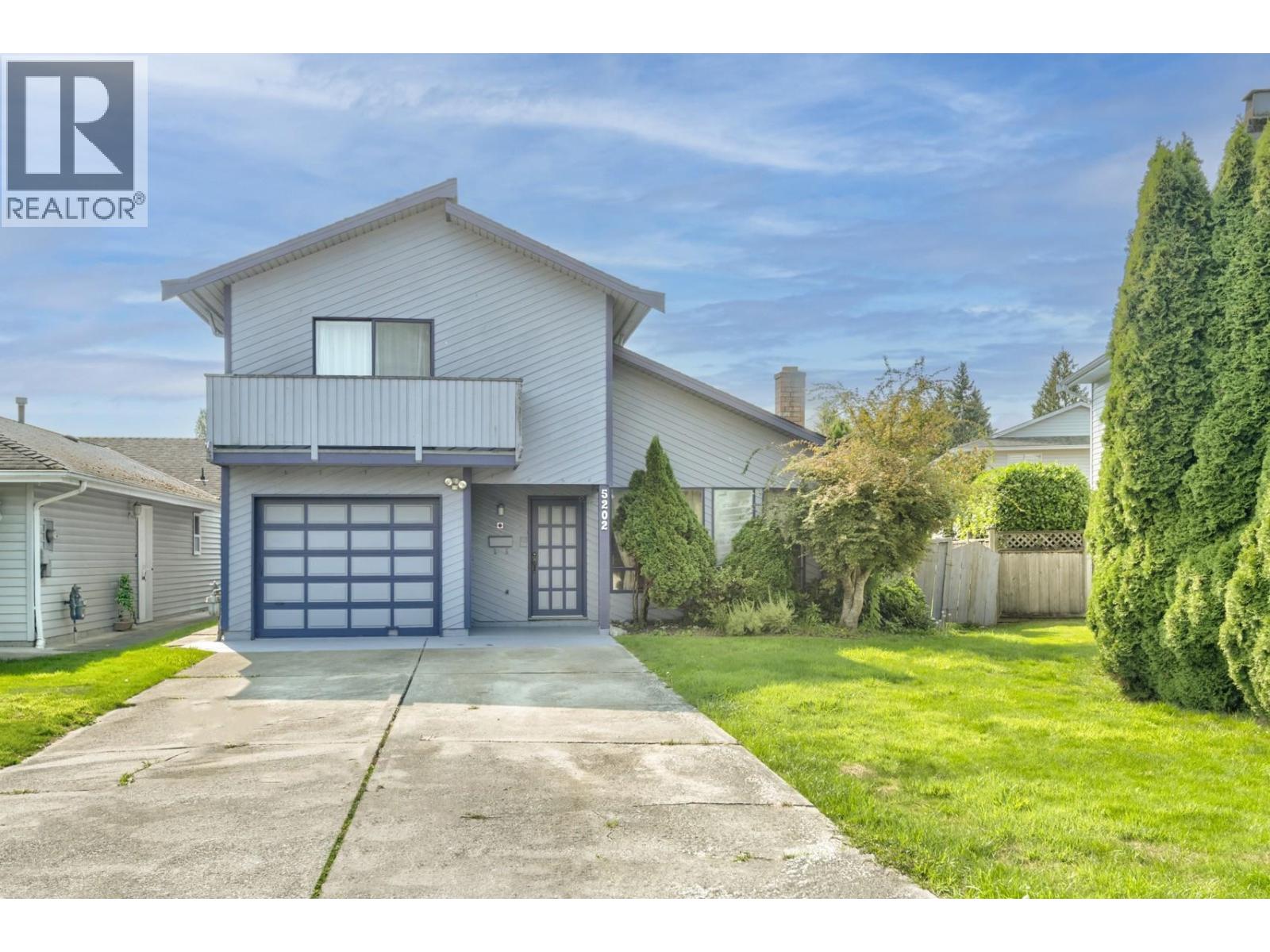 5202 Hollywood Dr, Richmond, BC V7E 4V4