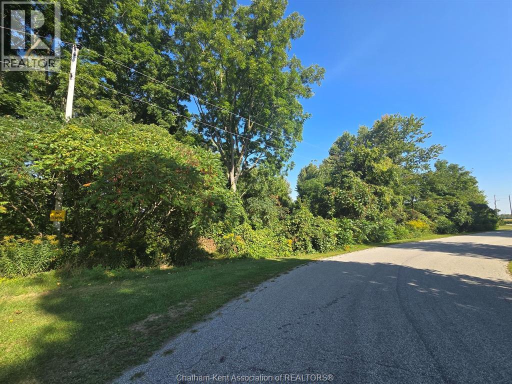 5 Jane Ave, Chatham-Kent, ON N0P 1A0