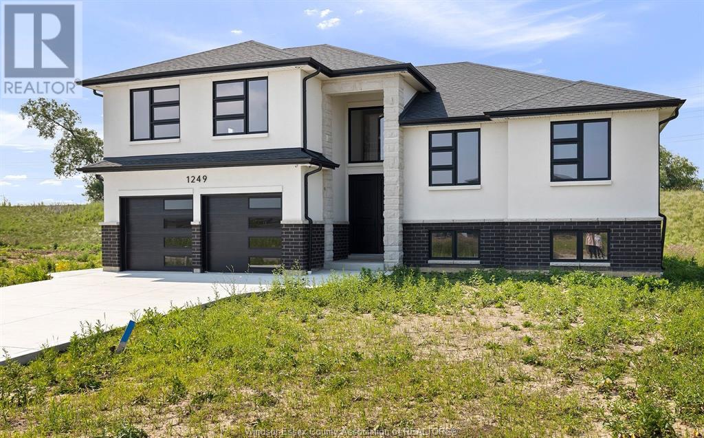 1249 Campana Cres, Lakeshore, ON N8L 0K4