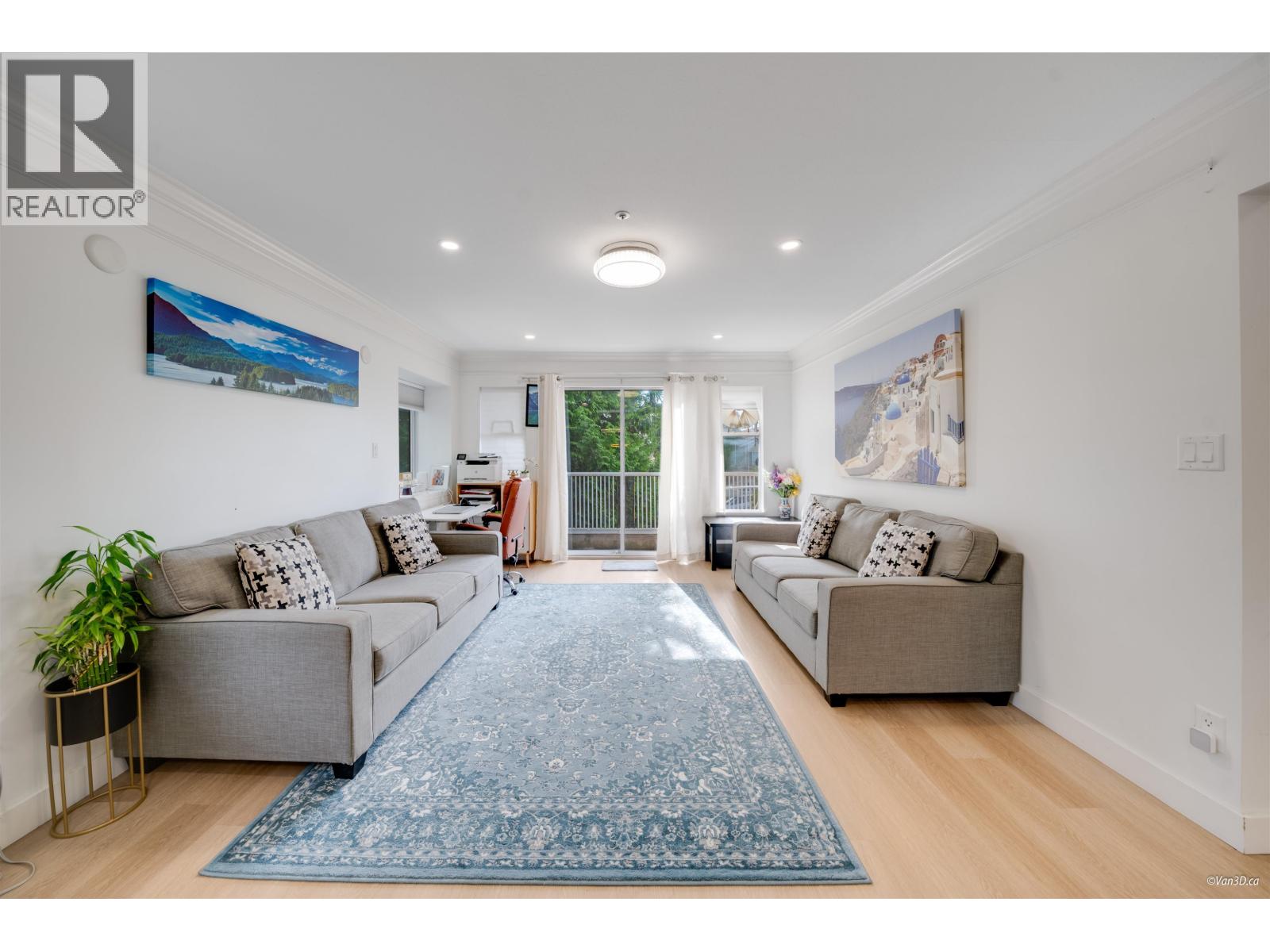 707 E 63rd Ave, Vancouver, BC V5X 2K6