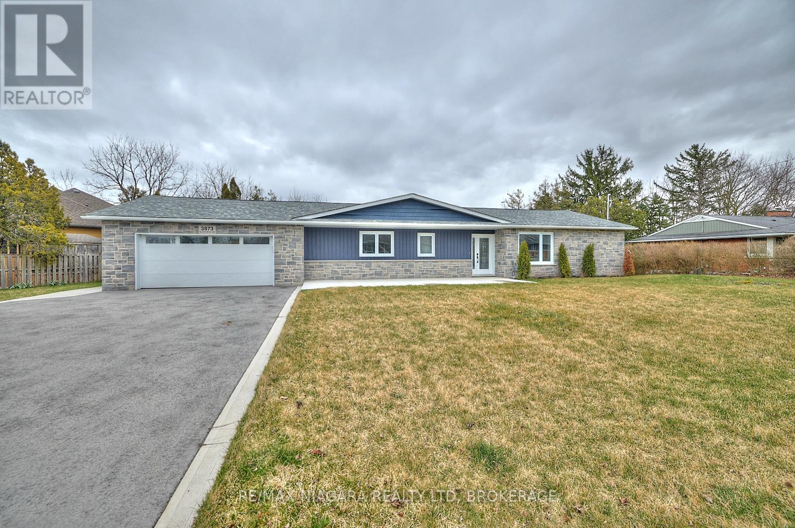 3873 Glenview Dr, Lincoln, ON L0R 2C0