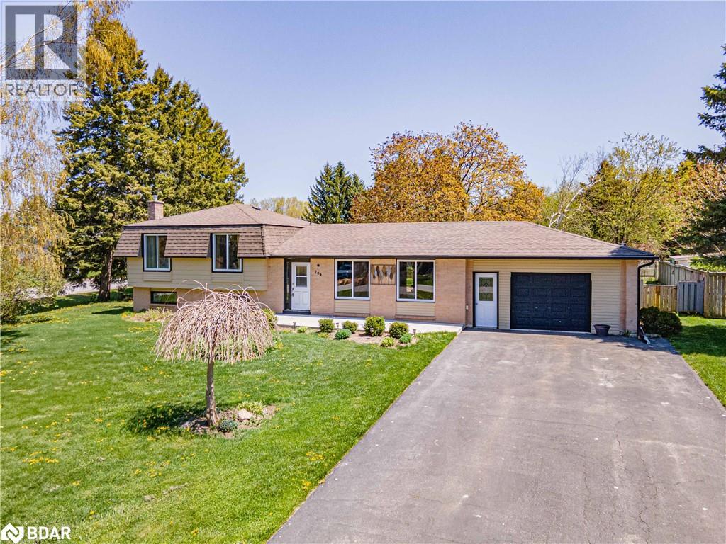 204 Camilla Cres, Essa, ON L0L 2N0