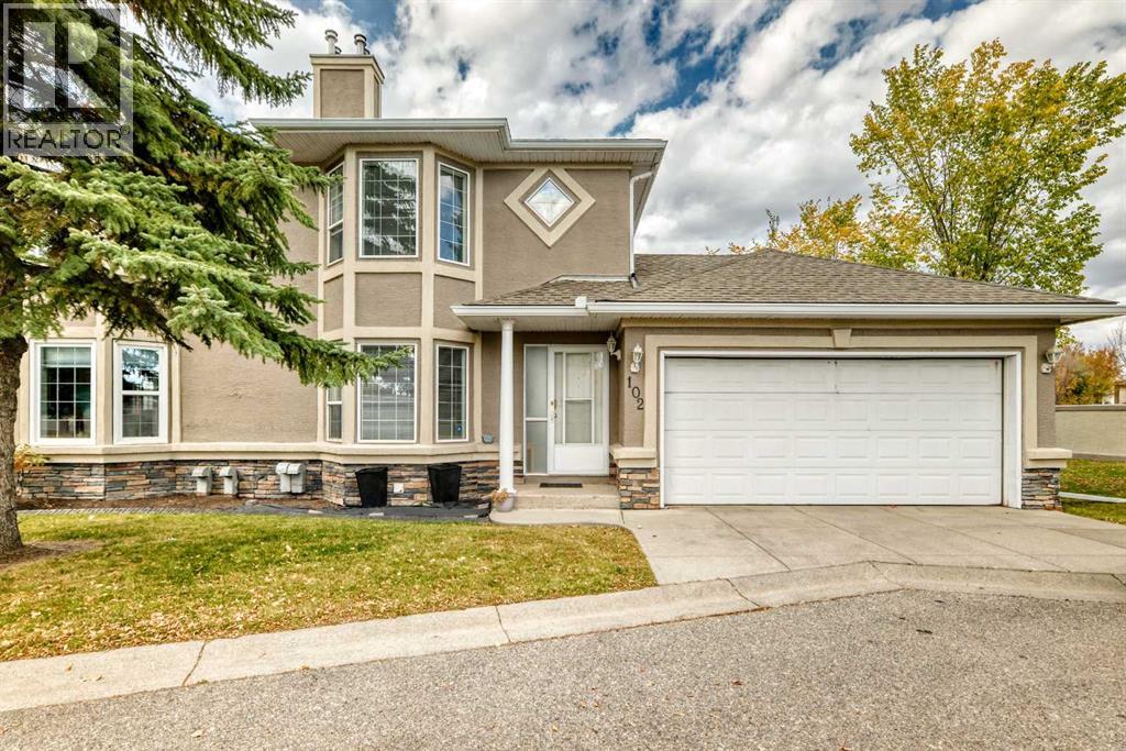 102 Mt Mckenzie Gdns SE, Calgary, AB T2Z 2P9