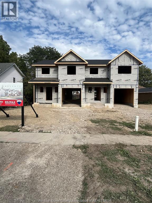 73 Balaclava St, Amherstburg, ON N9V 2W9