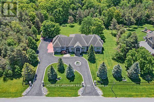 11 Cranborne Chase, Whitchurch-Stouffville, ON L4A 0C6