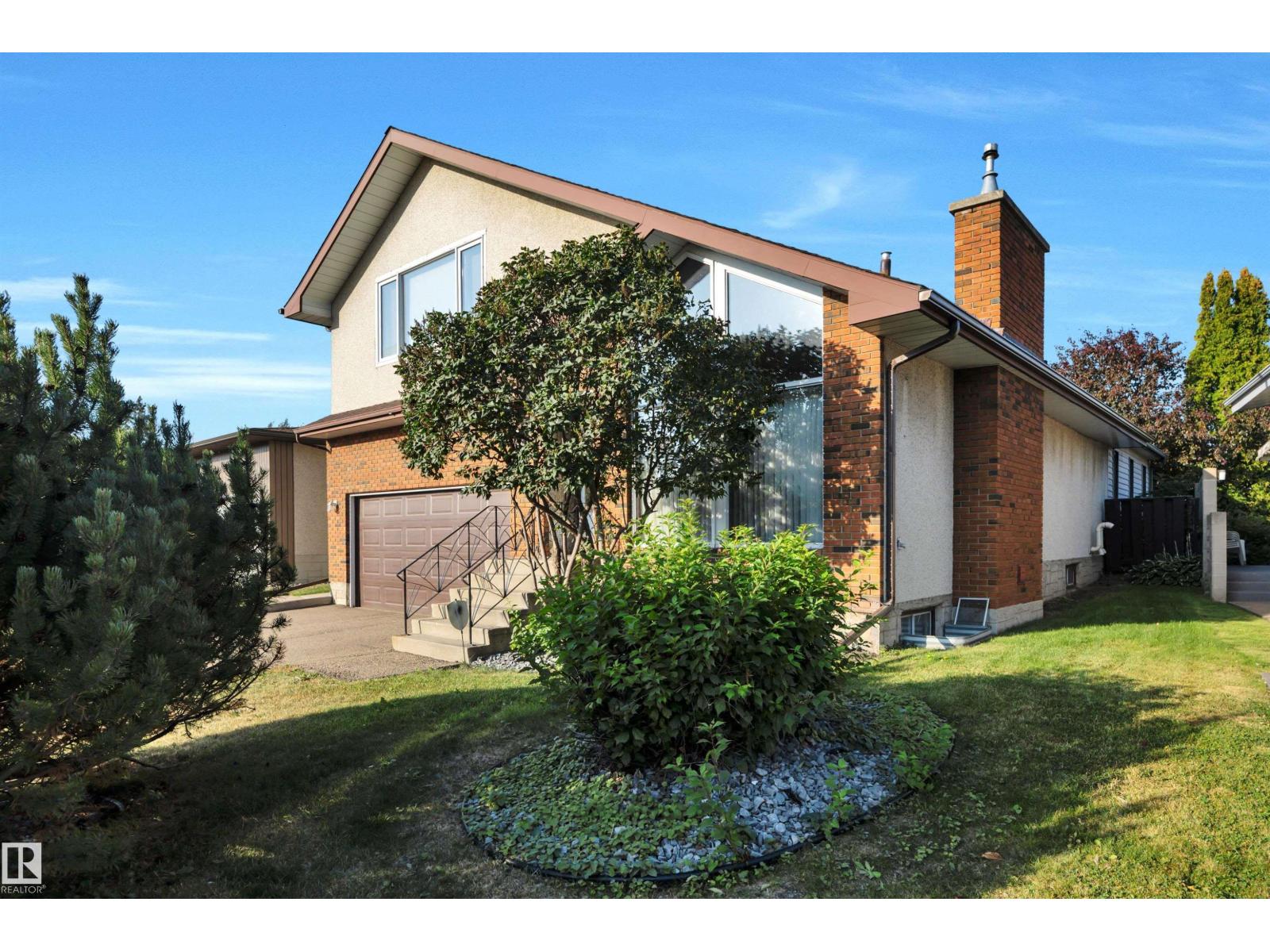 74 St Nw Unit 10648, Edmonton, AB T6A 2Y7