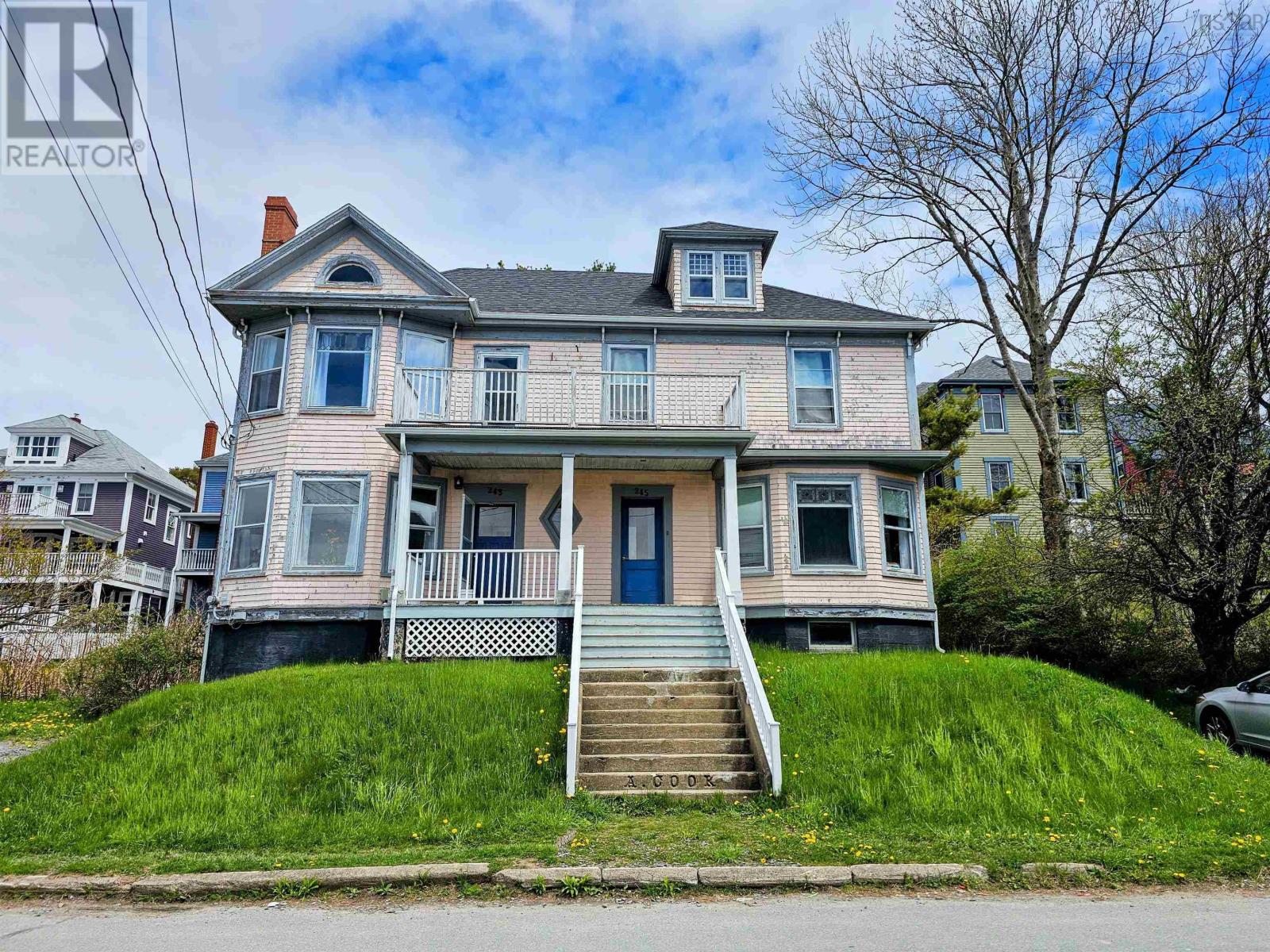 243 Montague St, Lunenburg, NS B0J 2C0 MLS 202410386 Houseful