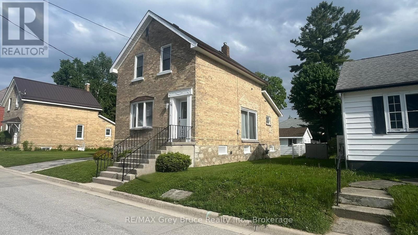 76 5th St SE, Arran-Elderslie, ON N0G 1L0