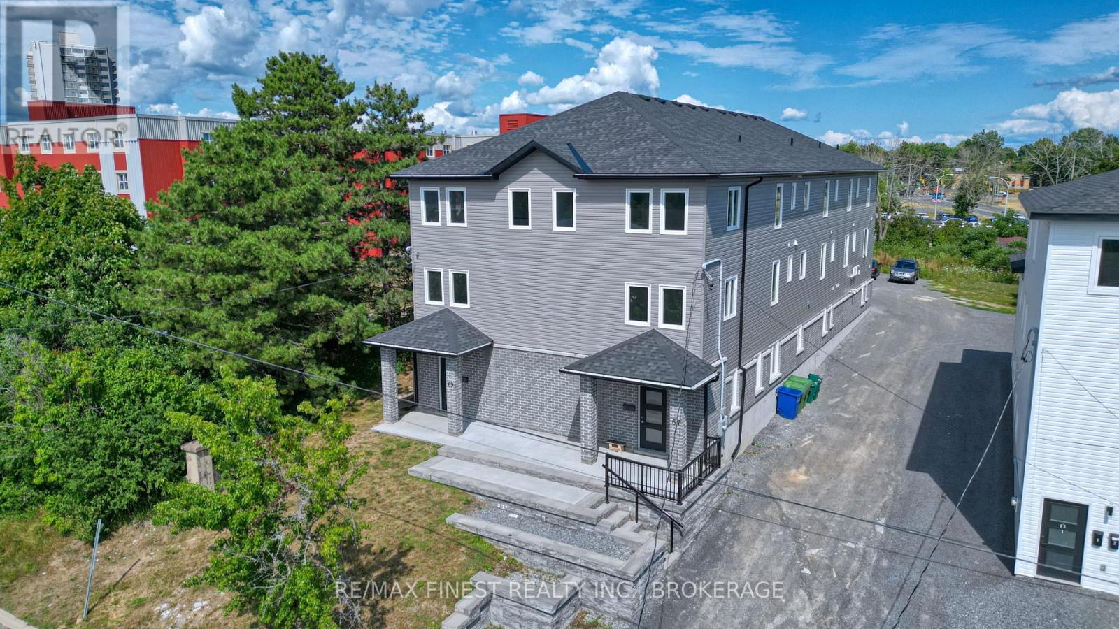 67-69 Gardiner St, Kingston, ON K7M 1A7