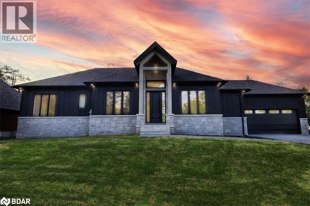 32 Alpine Way, Oro-Medonte, ON L0L 2L0