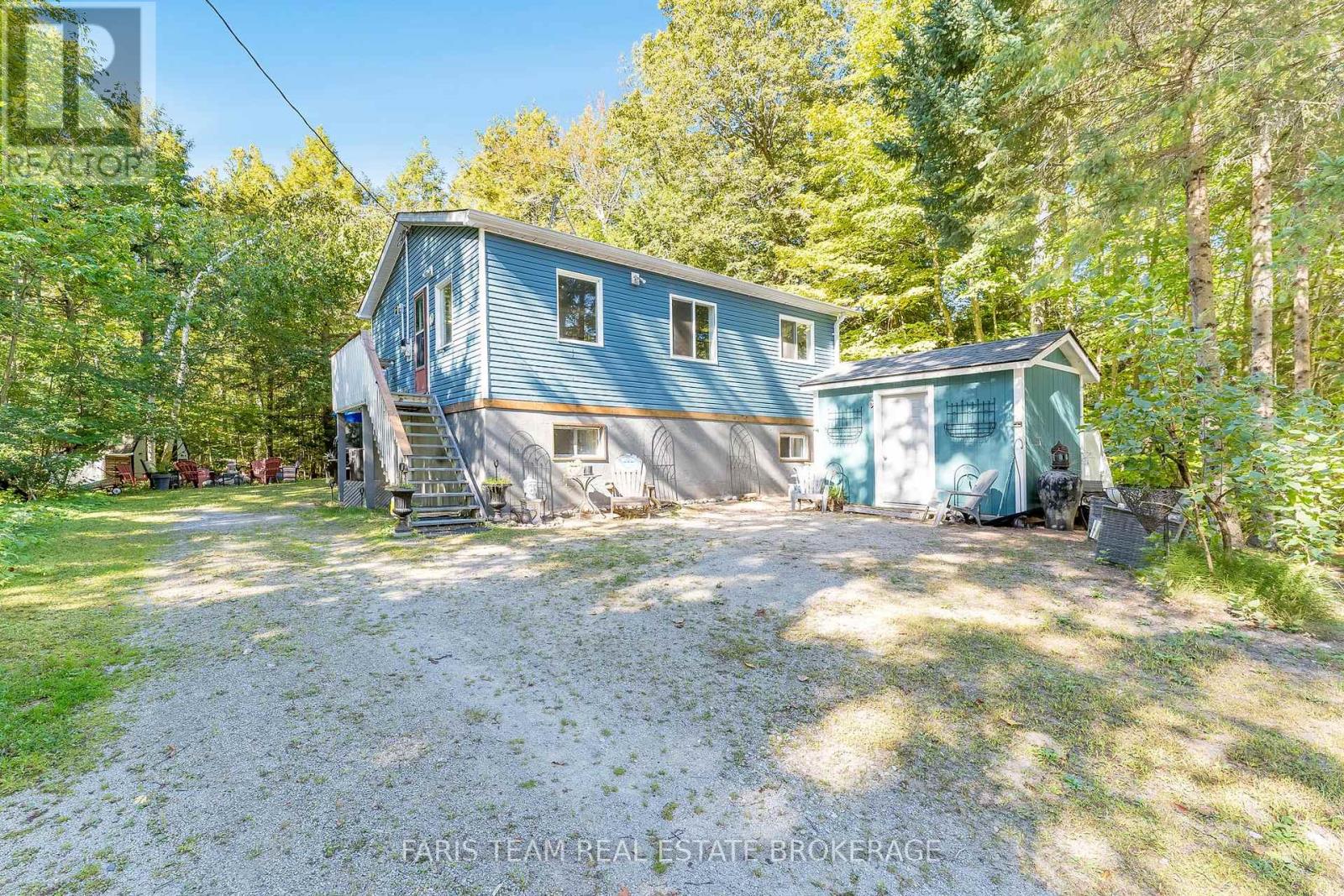 43 Manitou Cres, Tiny, ON L9M 0C6