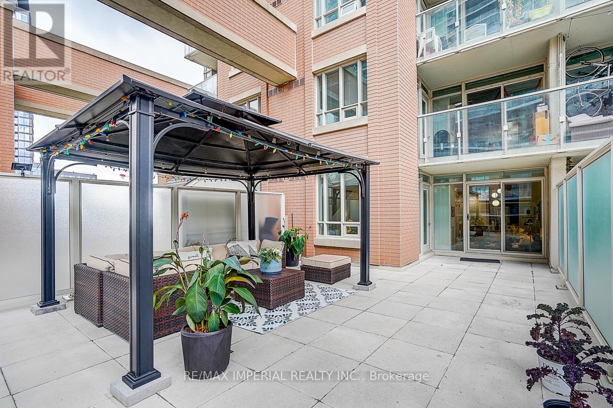 406 125 Western Battery Rd, Toronto, ON M6K 3R8