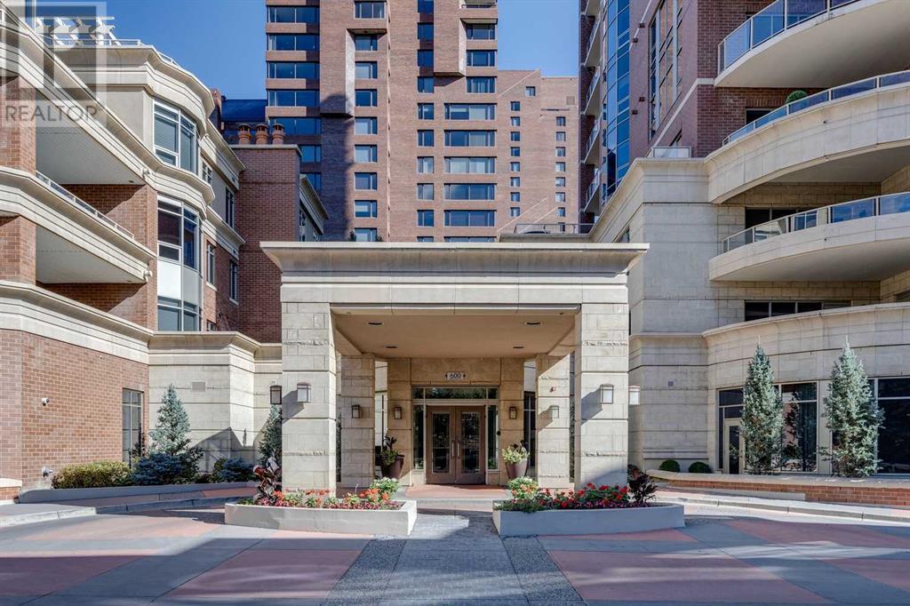 600 Princeton Way Sw Unit 702, Calgary, AB T2P 5N4