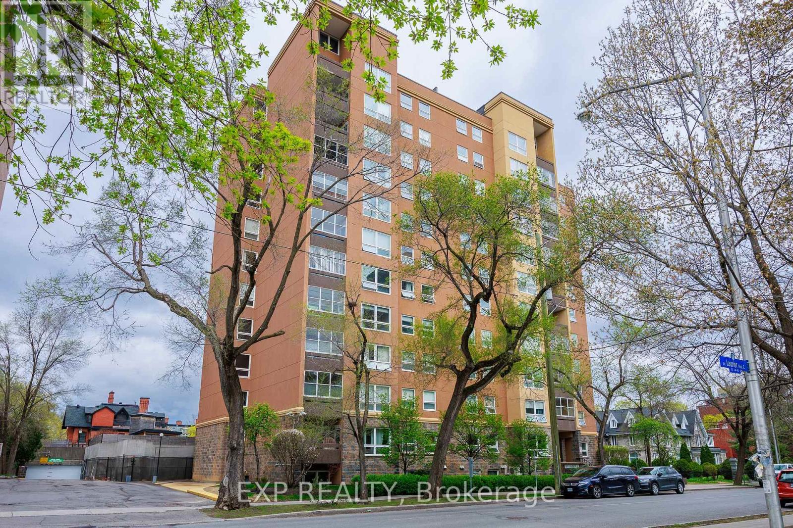1003 373 Laurier Ave E, Ottawa, ON K1N 8X6