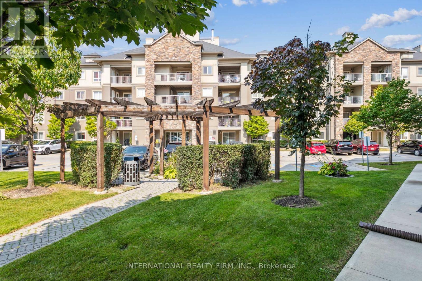2113 6 Dayspring Cir, Brampton, ON L6P 2Z6