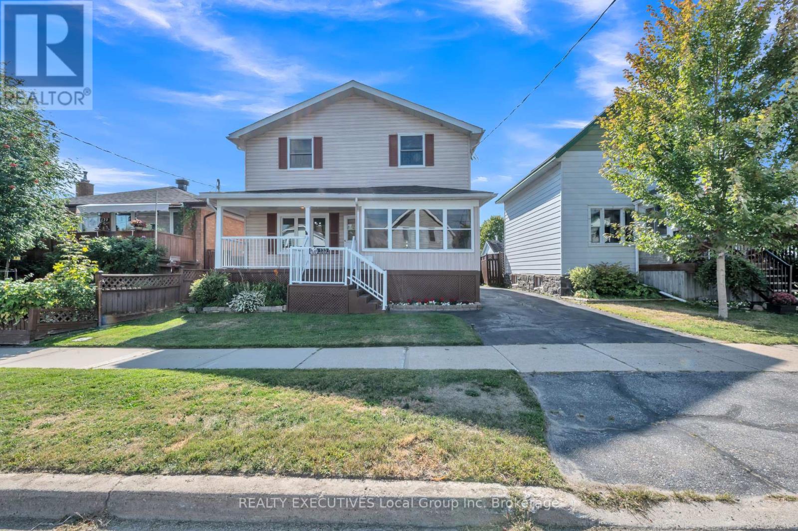 133 Fifth Ave E, North Bay, ON P1B 1N5