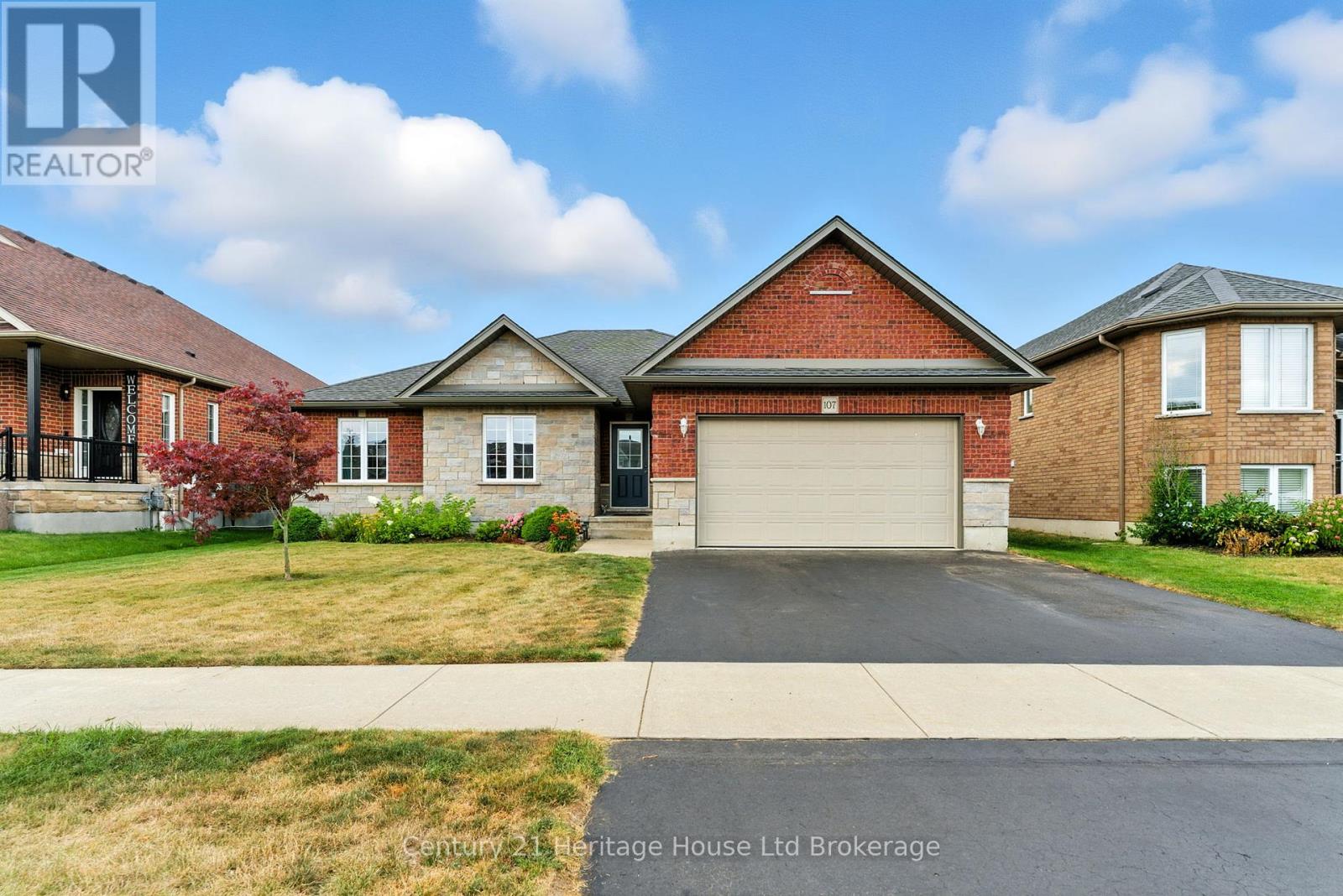 107 Applewood St, Blandford-Blenheim, ON N0J 1S0