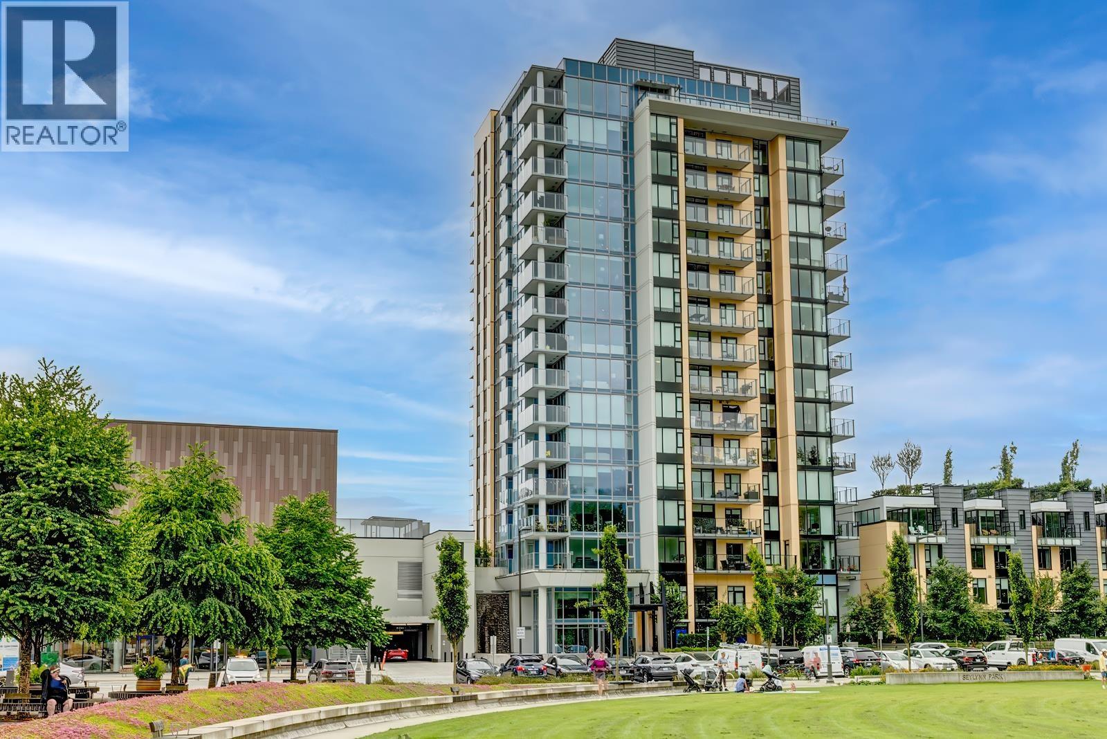 1471 Hunter Street Unit 1304, North Vancouver, BC V7J 1H3