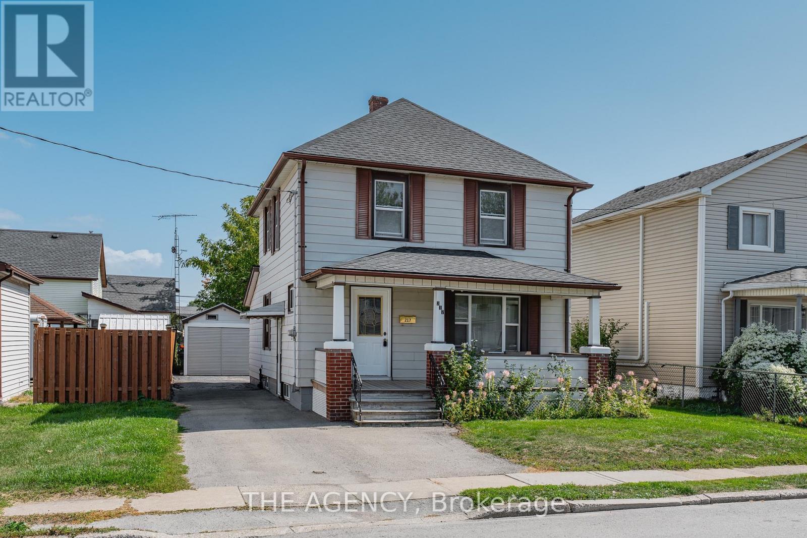 217 Mitchell St, Port Colborne, ON L3K 1Y4