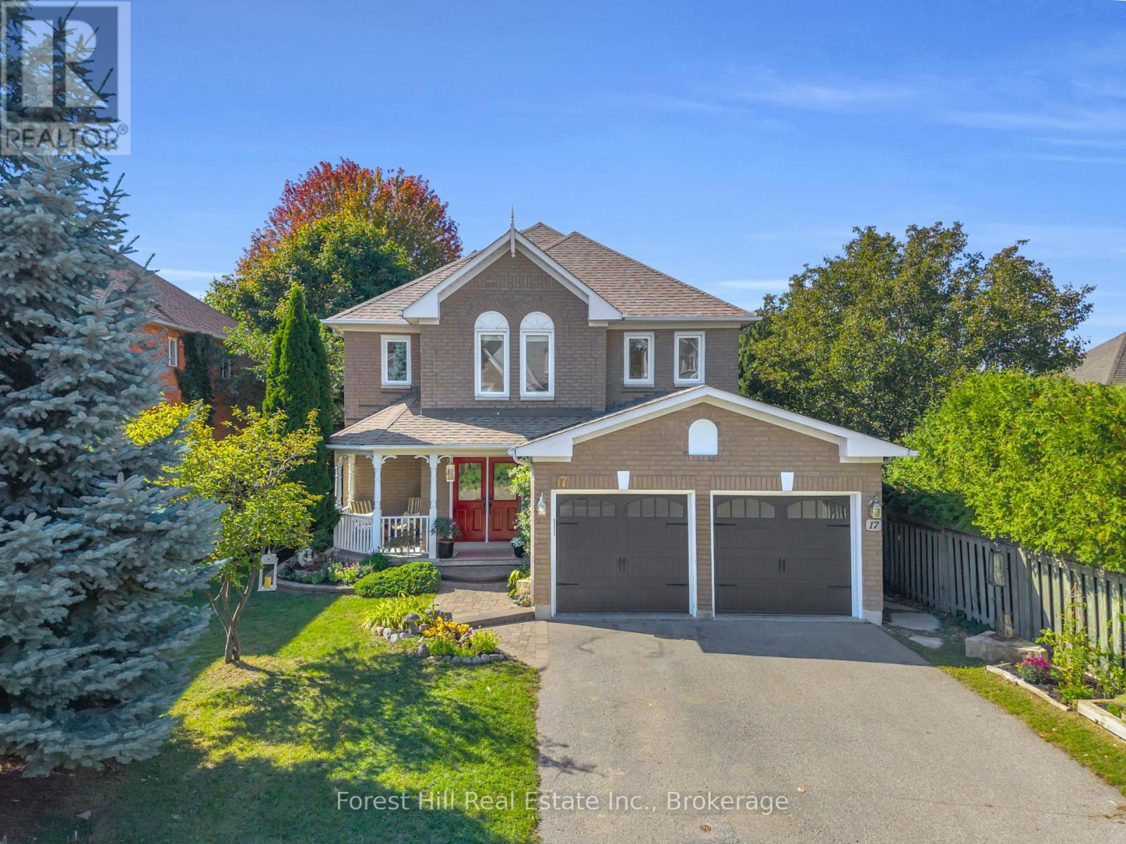 17 Gilchrist Ct, Whitby, ON L1R 2P3