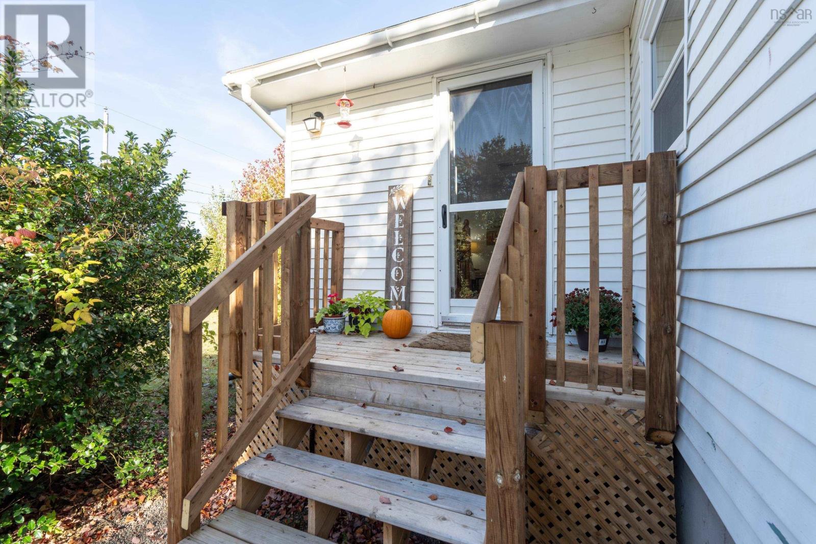 772 Division Rd, Pictou, NS B0K 1H0