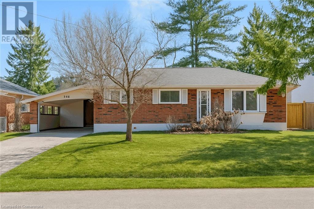216 Sioux Rd, Hamilton, ON L9G 1P8