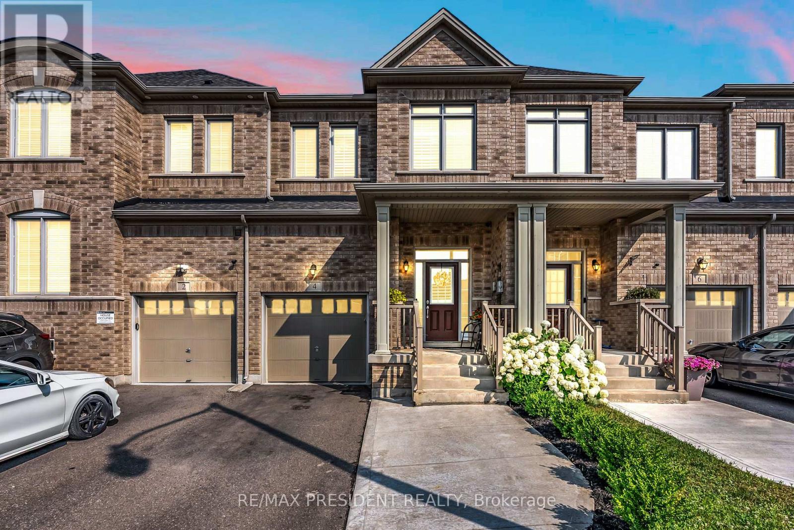 4 Temple Manor Rd, Brampton, ON L6Y 6C5