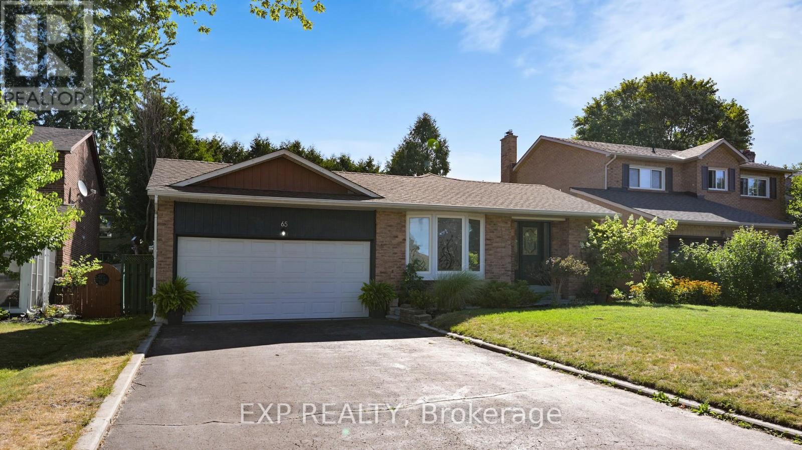 65 Lowe Blvd, Newmarket Huron Heights-leslie Valley, ON L3Y 6H1