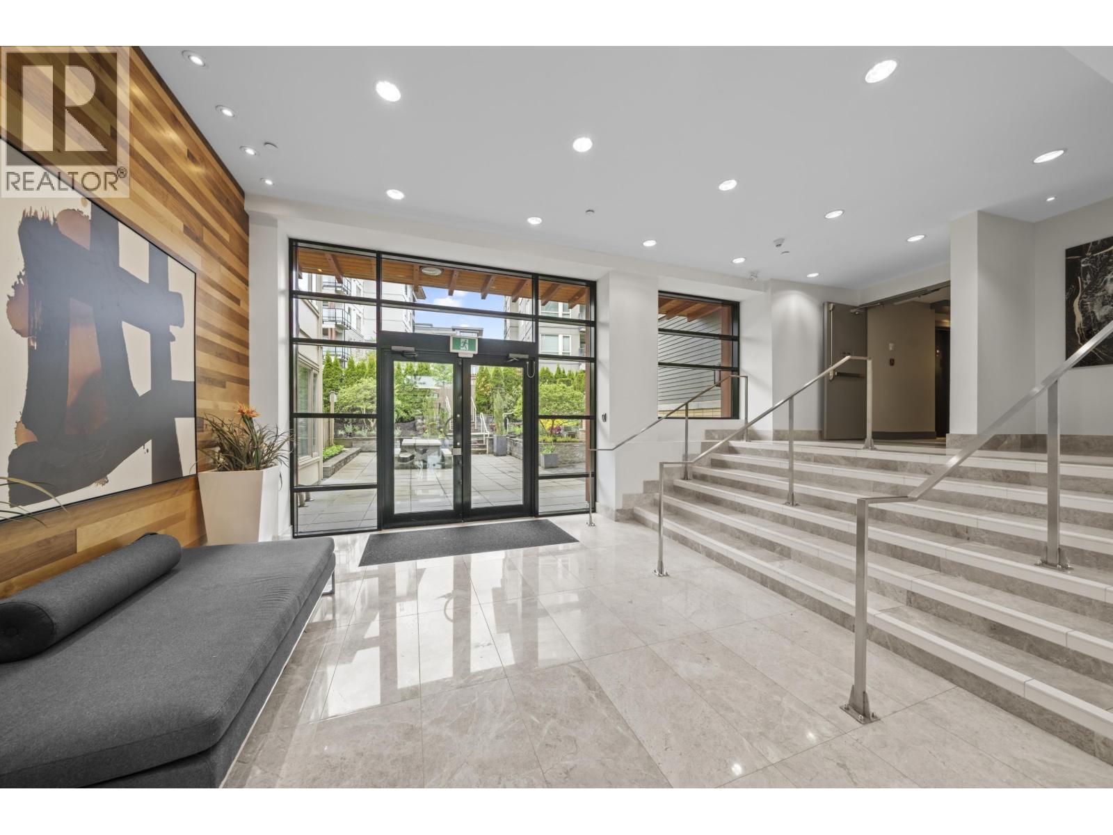 2665 Mountain Highway Unit 101, North Vancouver, BC V7J 0A8