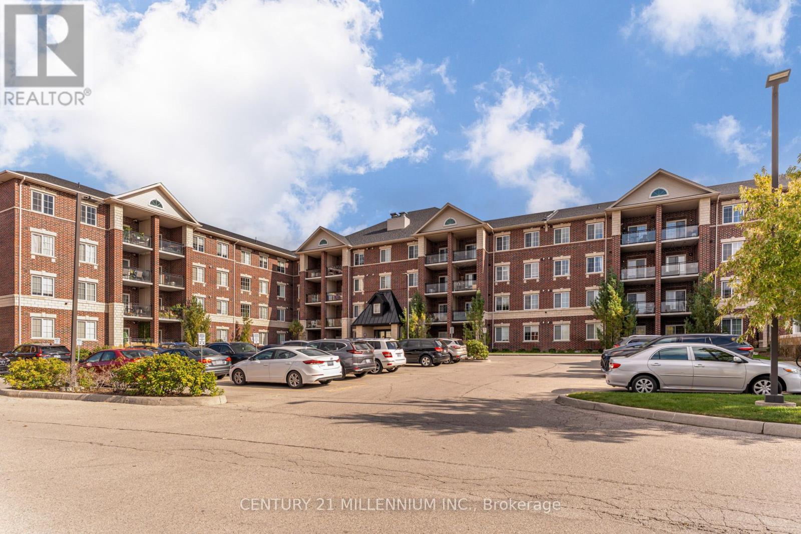 414 1440 Gordon St, Guelph, ON N1L 1C8
