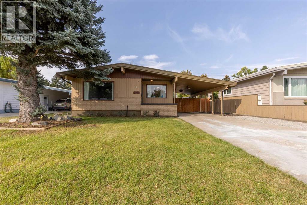 16 Avenue S Unit 2015, Lethbridge, AB T1K 0Z4