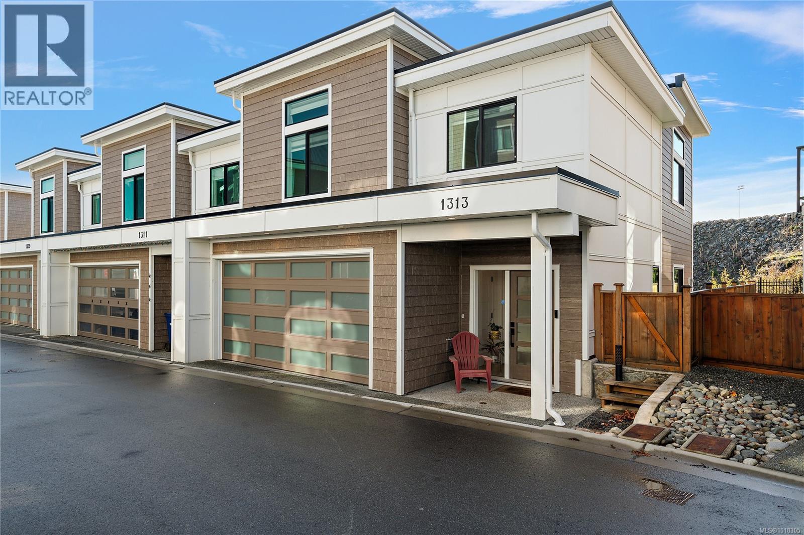 1313 Gabbro Ln, Langford, BC V9B 5N1