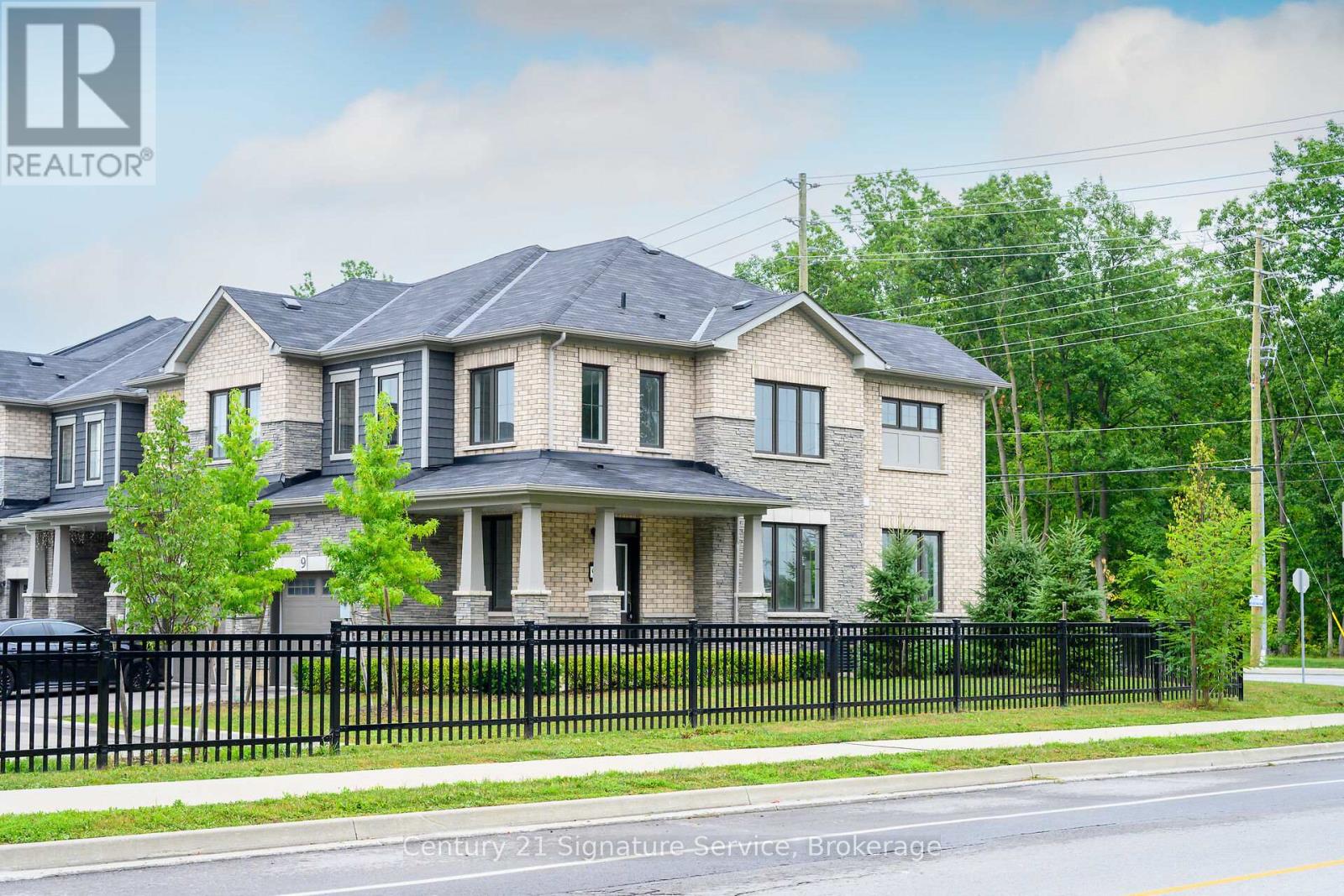9 8273 Tulip Tree Dr N, Niagara Falls Brown, ON L2H 3S8