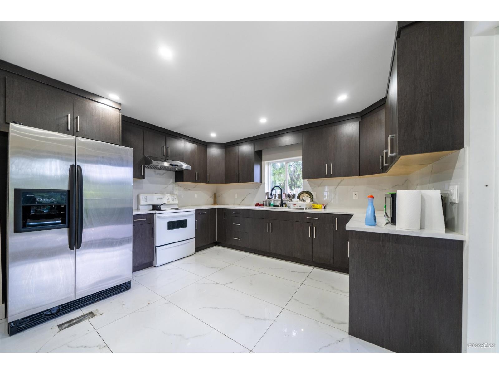 98 Avenue Unit 12965, Surrey, BC V3T 1B3