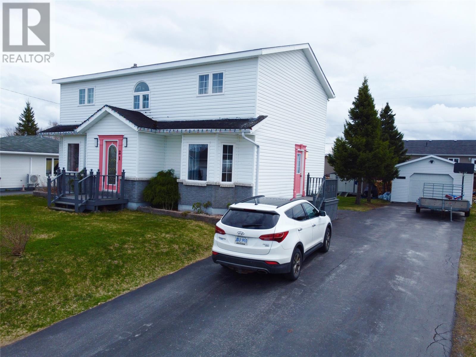 21 Juniper Dr, Lewisporte, NL A0G 3A0