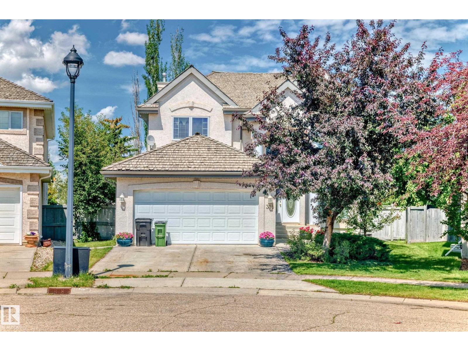 318 Darlington Cr NW, Edmonton, AB T6M 2R9