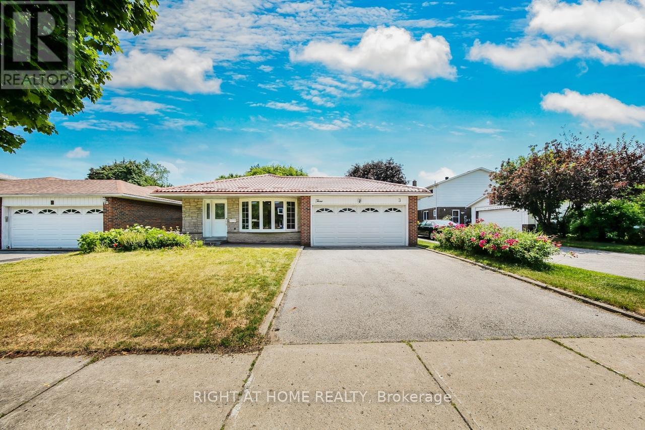3 Glendower Circuit, Toronto L'amoreaux, ON M1T 2Y9