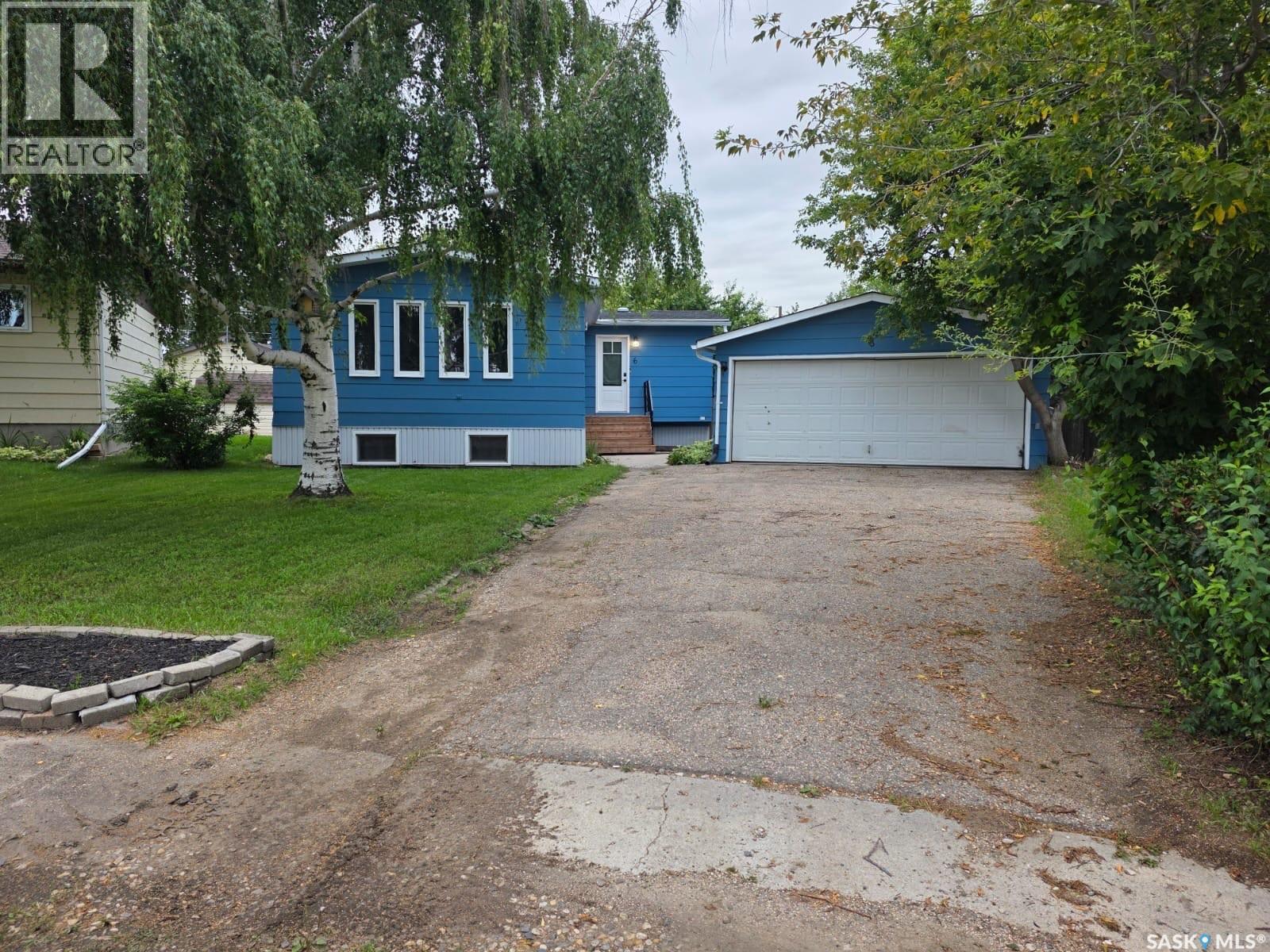 6 4 Avenue Court, Allan, SK S0K 0C0