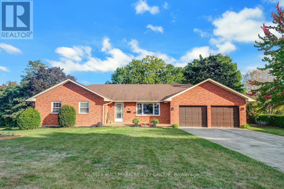 20 Hilltop Cres S, North Grenville, ON K0G 1J0