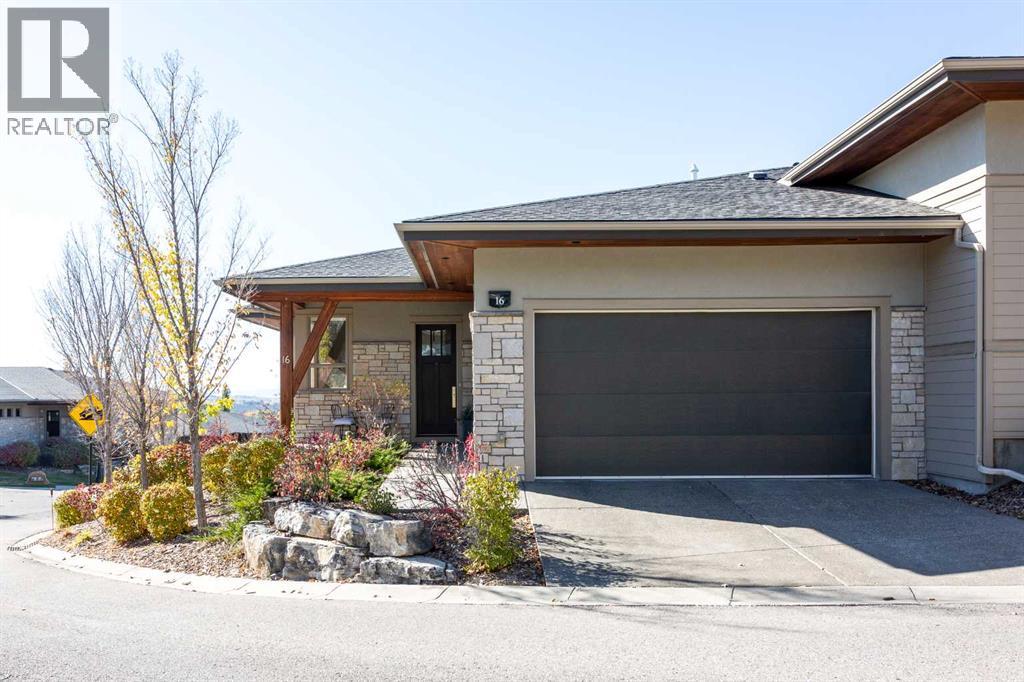 16 Watermark Villas, Calgary, AB T3L 2N5