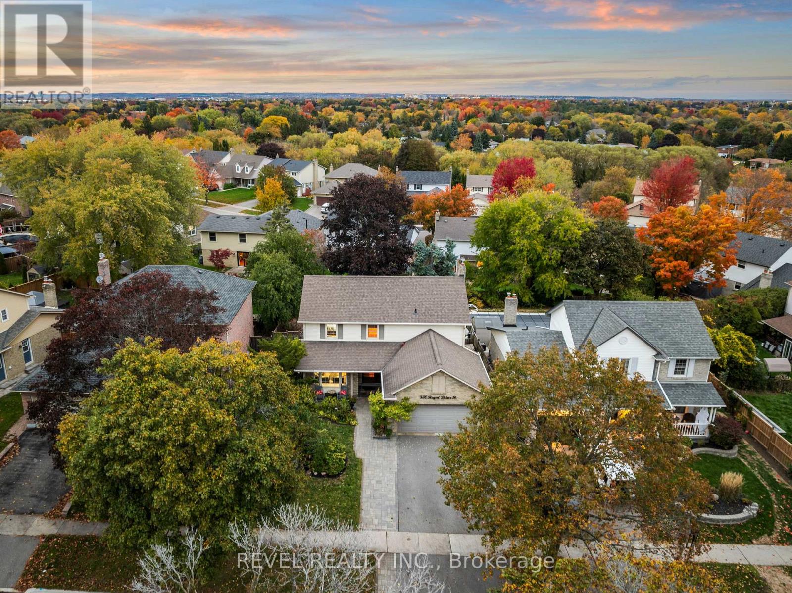 330 Regal Briar St, Whitby Blue Grass Meadows, ON L1N 6N1