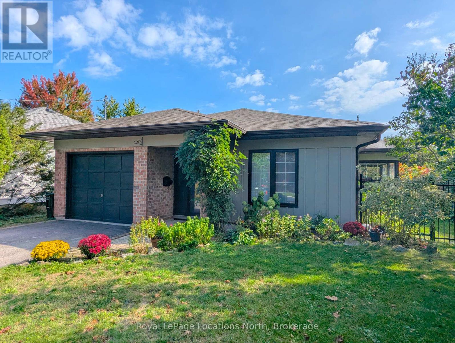 115 Robinson St, Collingwood, ON L9Y 3M2