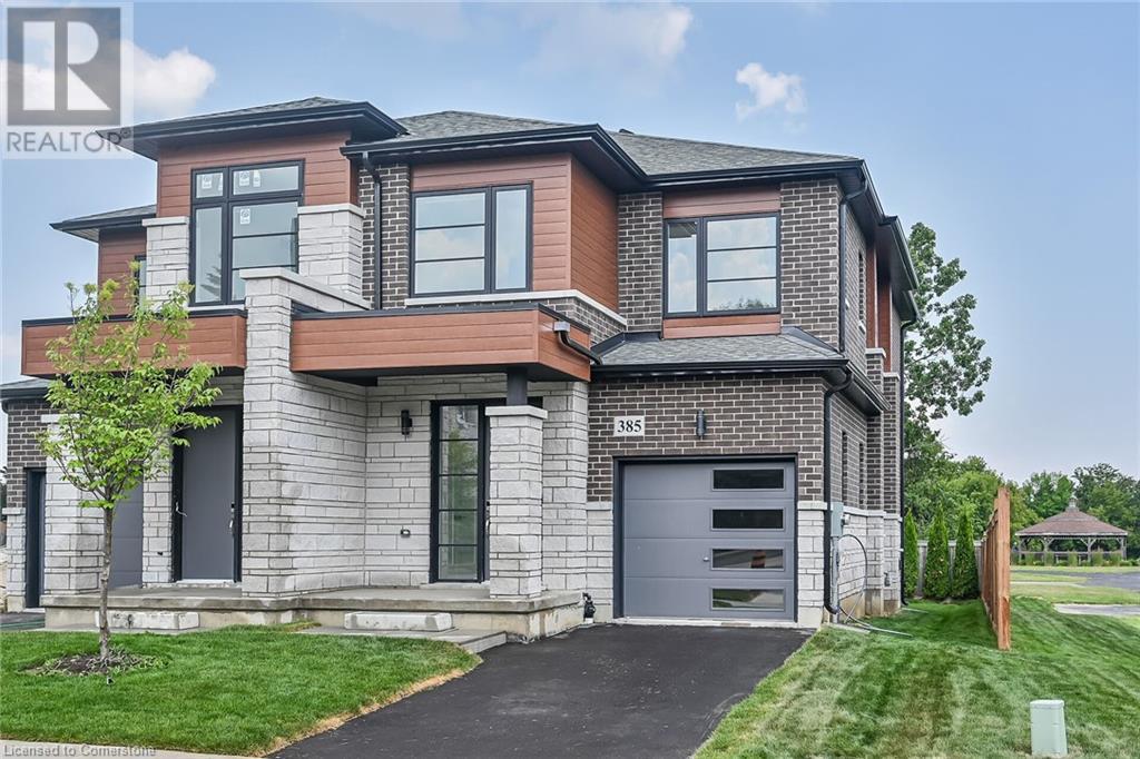 385 Limeridge Rd E, Hamilton, ON L9A 5A4