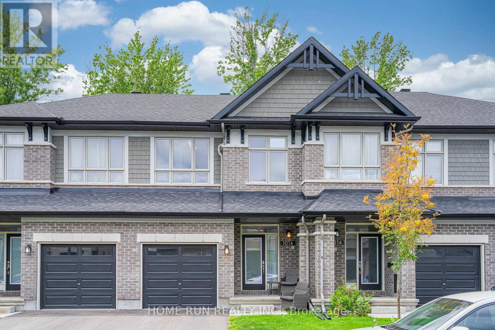 1016 Eider St, Ottawa, ON K4M 1B2