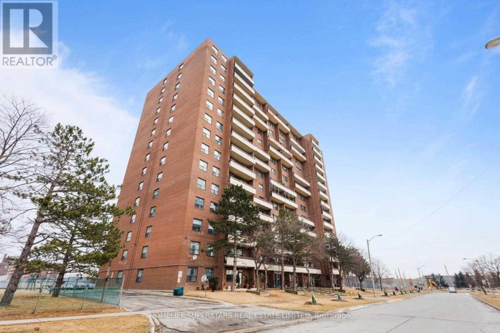 307 45 Silverstone Dr, Toronto, ON M9V 4B1