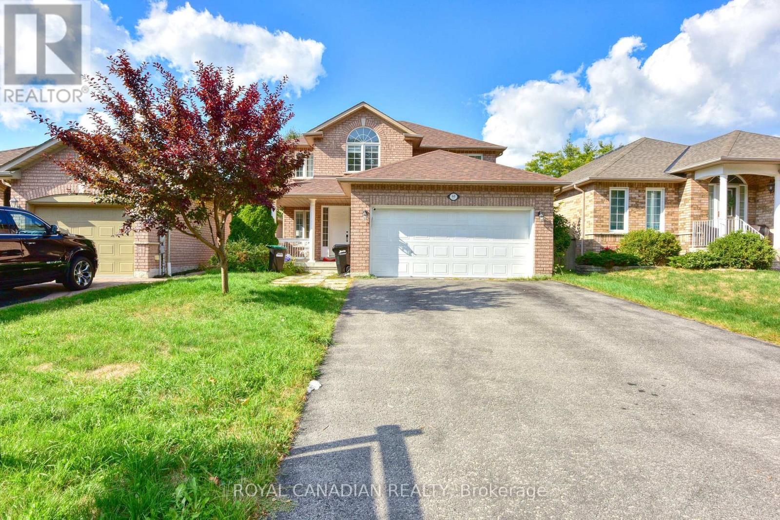 60 Crimson Ridge Rd, Barrie, ON L4N 0G7