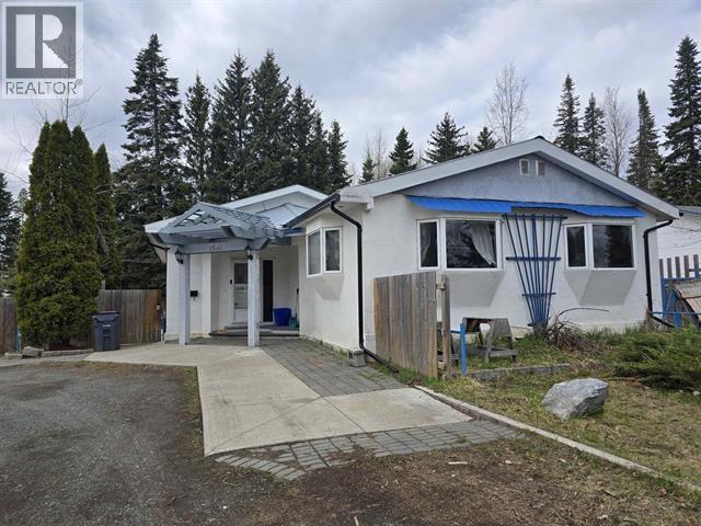 7064 Adam Dr, Prince George, BC V2K 2M7